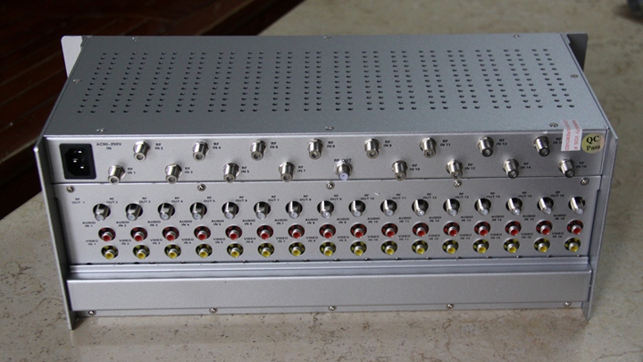 有線（xiàn）電視調製器 